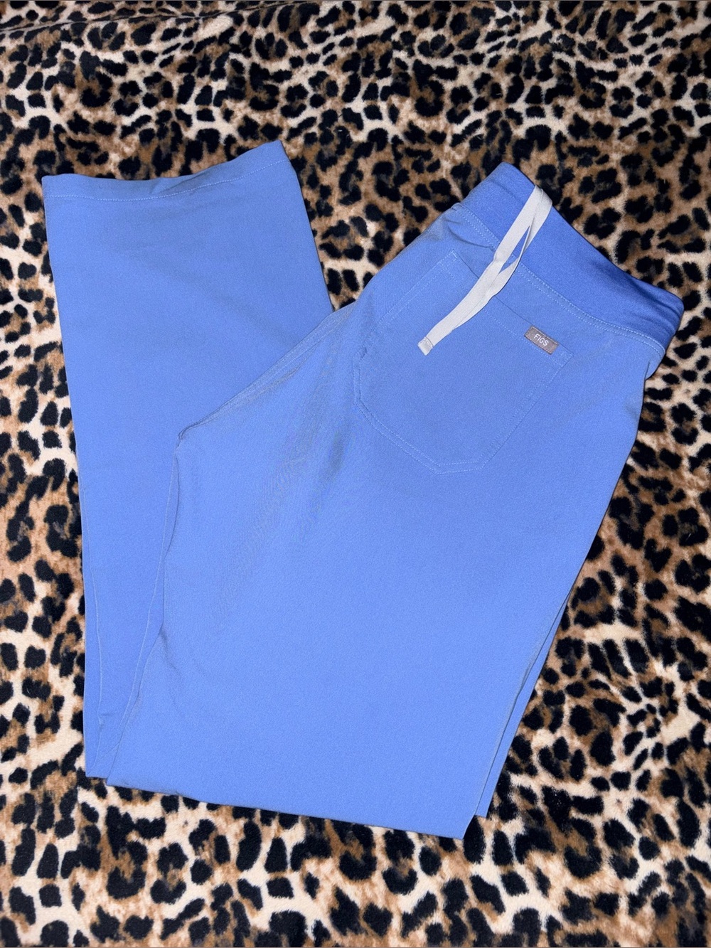 FIGS Women’s Large Livingston Straight Leg Scrubs Style# T21003